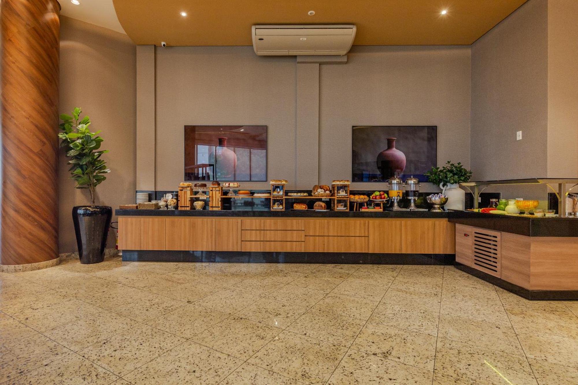 Nohotel Premium Americana Luaran gambar