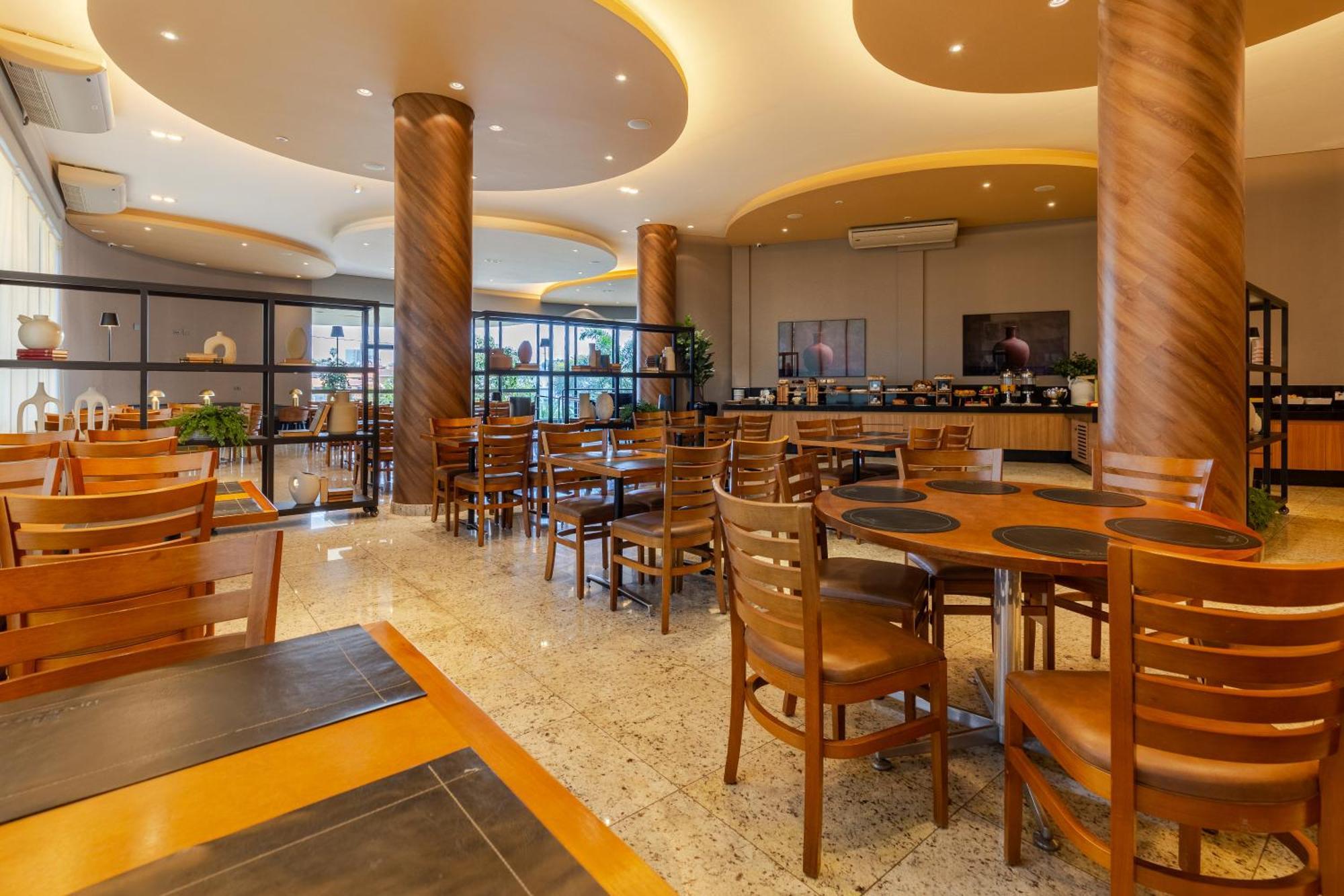 Nohotel Premium Americana Luaran gambar