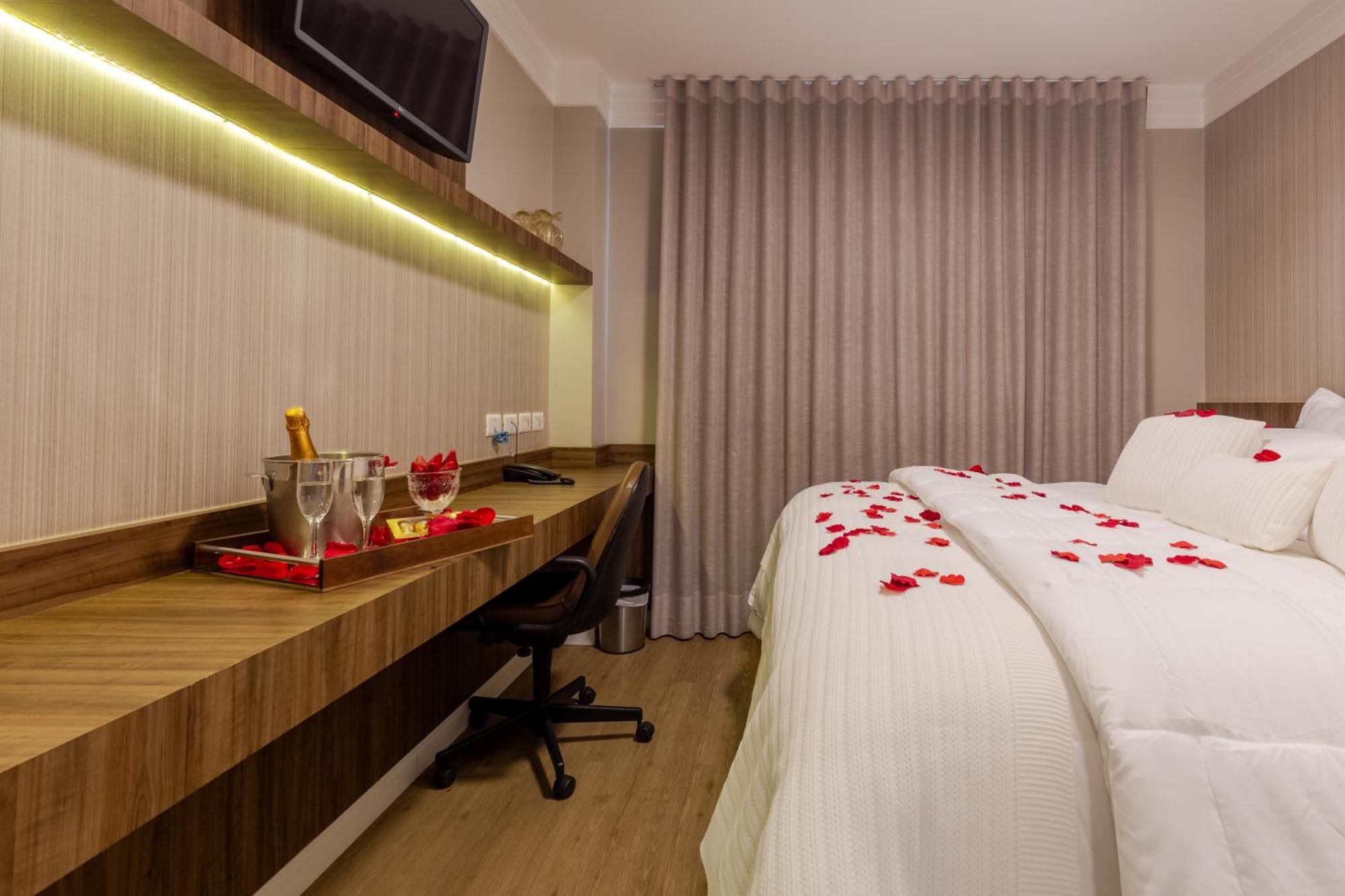 Nohotel Premium Americana Luaran gambar